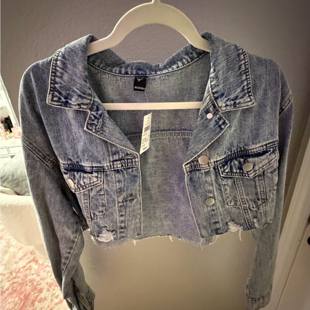 Brand New Size Small Cropped Denim Jacket From Windsor! In Perfect Condition!